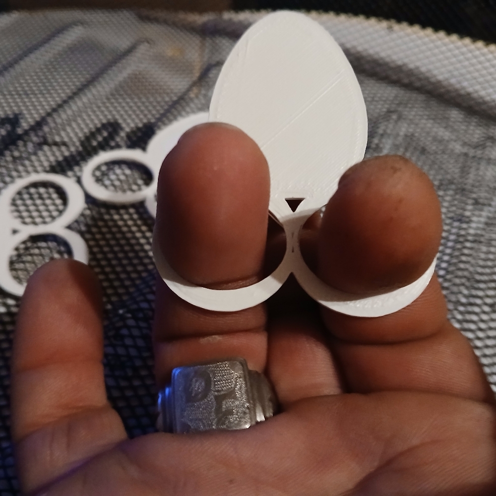 The DUAL Finger Guitar Pic